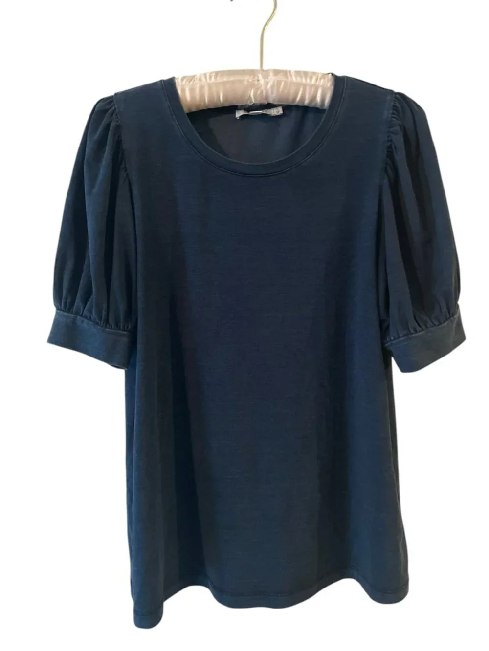 Chicos Short Sleeve Super Soft Denim Color Shirt Size 1 (US 10) - Picture 1 of 6